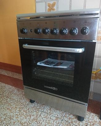 Cucina a gas con forno elettrico La Germania