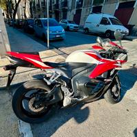Cbr 600 RR 2011