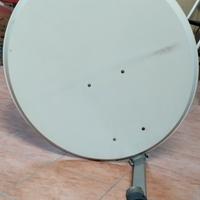antenna parabolica+ricevitore satellitare digitale