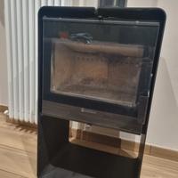 Stufa a legna Caminetti Montegrappa ELODIE 8,0Kw

