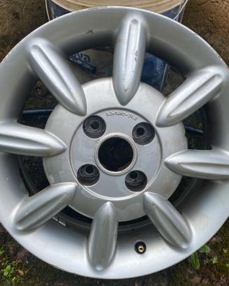 Cerchi in Lega da 14 Pollici