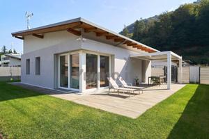 Villa di 117 m² con 5 locali e posto auto a Marchi