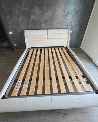 letto matrimoniale di designer 