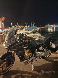 Moto Guzzi V100 mandello