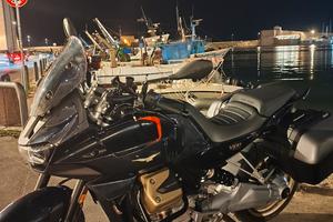 Moto Guzzi V100 mandello