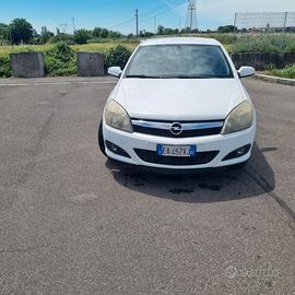 Opel astra gtc sport