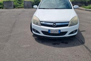 Opel astra gtc sport