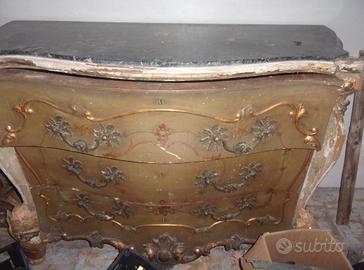 Cassettone vintage antico stile veneziano