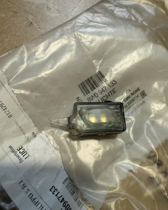 Luce ambiente Audi Q5 sportback anteriore sinistra