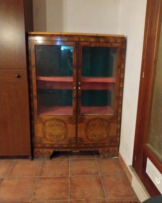 vetrinetta in legno