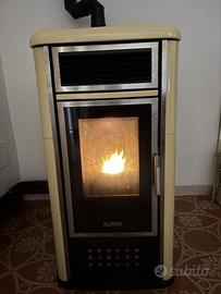 Stufa a pellet Klover Belvedere 18 idro