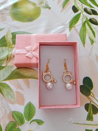 Orecchini Gatto con Perla Pendenti – Eleganti 