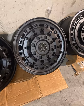 N.5 cerchi 17” per jeep wrangler Et30