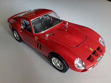 48 automodelli da collezione, scale 1/24 – 1/18