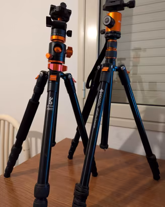 2 Treppiede Professionali CONCEPT & EEKOTO