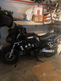 Yamaha Fazer FZS 2002