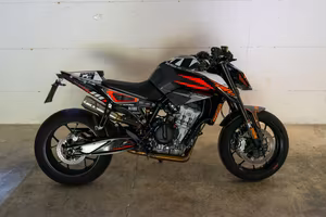 KTM Duke 790