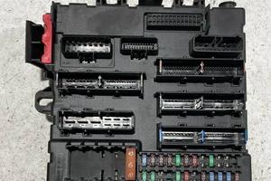 Scattola portafusibile saab 9.3