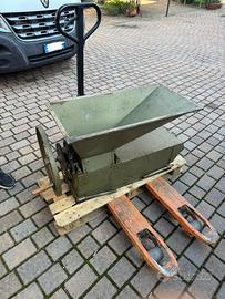 Diraspatrice uva Zambelli