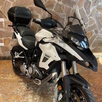 Benelli TRK 502 2019 NOLEGGIO MENSILE E SEMESTRALE