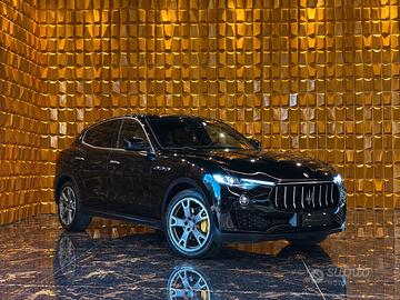 Maserati Levante V6 Diesel 275 CV AWD Granlusso