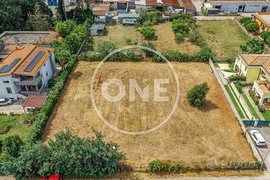 Terreno di 2202 m² a Anzio