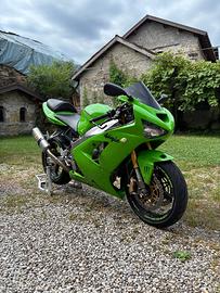 Kawasaki Ninja ZX-6R 636 03