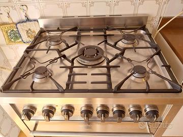 Cucina SMEG 5 fuochi + forno