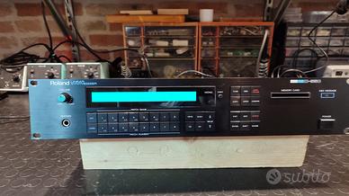 ROLAND D-550 – Modulo Rackmount Linear Arithmetic