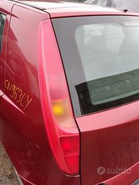 Fanale posteriore sinistro FIAT PUNTO 3 del 2004