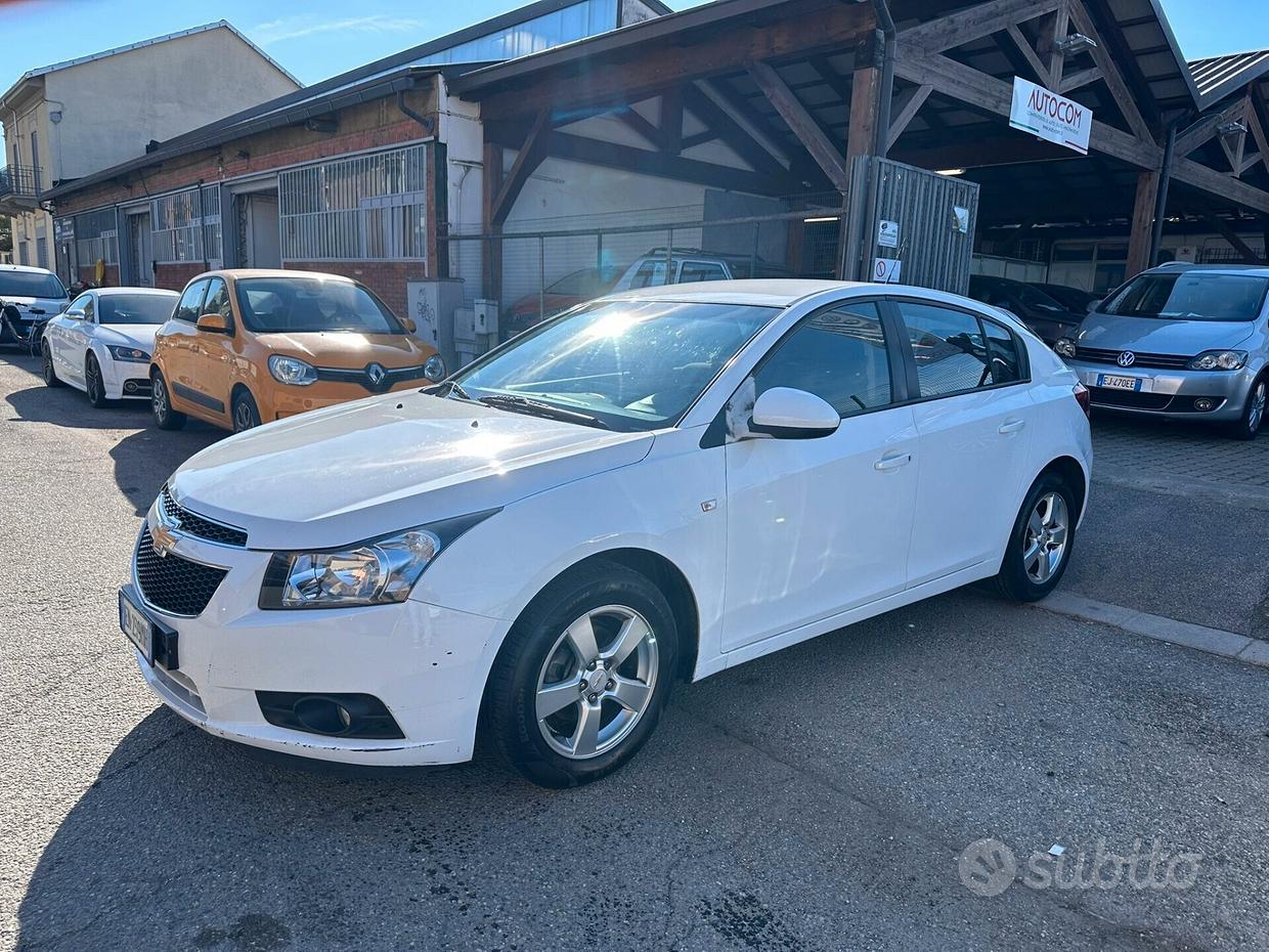 CHEVROLET Cruze