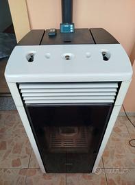 Stufa idropellet ravelli hr100