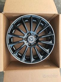 4 cerchi Nuovi 18 Mercedes classe A B C E Cla Gla 