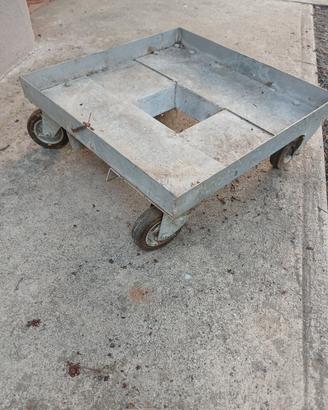 Carrello per vaso.
