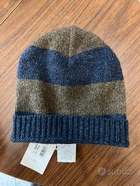 2 berretti margiela, mai utilizzati.