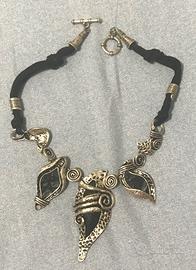 Girocollo etnico in argento