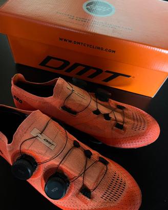 Scarpe DMT