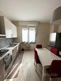 Bilocale a Muggio-balcone-spese incluse