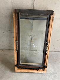 Velux finestra usata GGL C04 