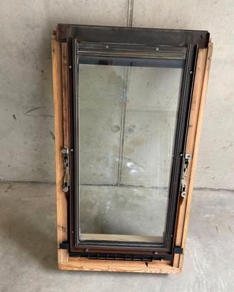 Velux finestra usata GGL C04 