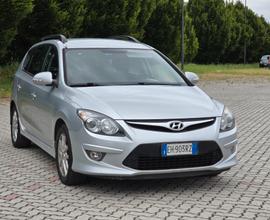 Hyundai i30 CW 1.6 CRDi VGT 16V 90CV Active