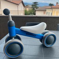 Bicicletta senza pedali