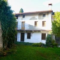 CASA PLURICAMERE CON GIARDINO