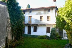 CASA PLURICAMERE CON GIARDINO