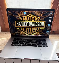 Macbook pro 15”