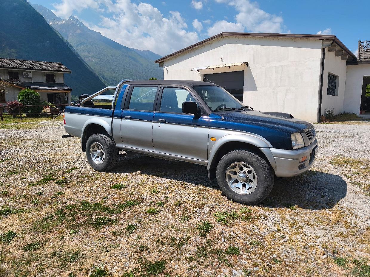 MITSUBISHI L200