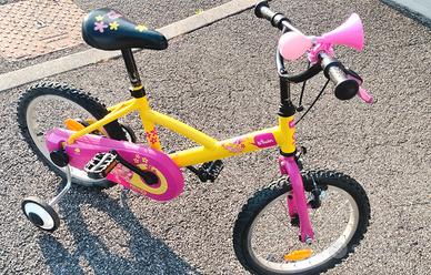 Bicicletta con rotelle