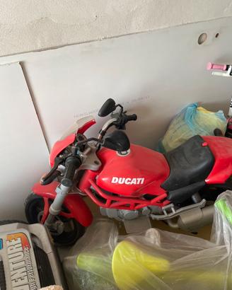 peg perego ducati monster