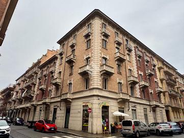 2 LOCALI A TORINO