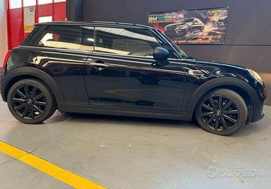 Mini One Blackyard
